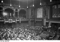 Bundesarchiv Bild 102-10261, Berlin, Verfassungsfeier im Reichstag.jpg