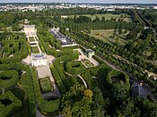 s’ Gebiat Petit Trianon ìm Schlosspàrk