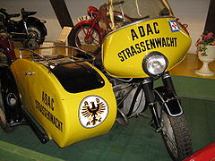 Storica motocicletta sidecar ADAC della BMW