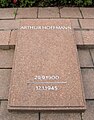 Gravestone of Arthur Hoffmann