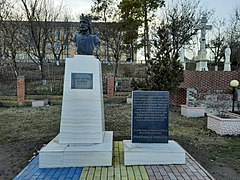 MD.IL.Puhoi - monument Ștefan cel Mare - feb 2022.jpg