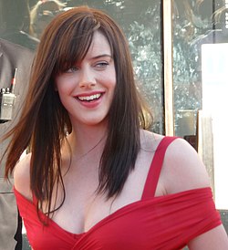 Michelle Ryan vuoden 2009 Bafta-gaalassa.