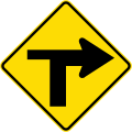 (W11-3/PW-10) Controlled T-junction (priority turns right)