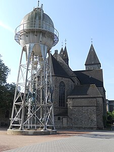 Voormalige watertoren van de Van Delden-fabriek, omgebouwd tot kunstwerk