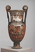 渦形雙耳噴口酒壺（Volute krater）;西元前320-310年；陶瓷；高：1.1公尺；沃爾特藝術博物館（英语：Walters Art Museum）（美國巴爾的摩）