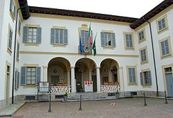Palazzo Rezzonico, ang Munisipyo.