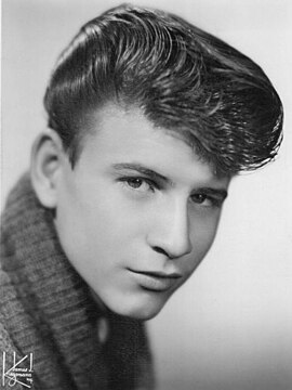 "Bobby_Rydell_1960.JPG" by User:We hope