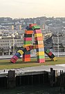 Catène de containers, au port du Havre.