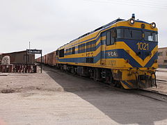 Tren de carga en Colchani.