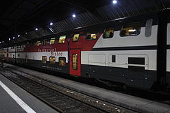 Speisewagen eines IC2000 der SBB in Zürich HB
