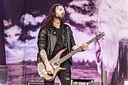 Bassist Carsten Schorn live auf dem Rockharz Open Air 2019