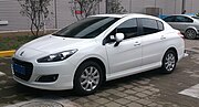 Peugeot 308 седан (з 2012)