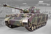 砲口制退器を備えた48口径75mmライフル砲を搭載したIV号戦車[注 1]