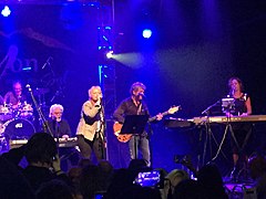 Burleigh Drummond, Michael McDonald, Amy Holland, Joe Puerta and Mary Harris onstage at the Canyon Club Image.jpeg