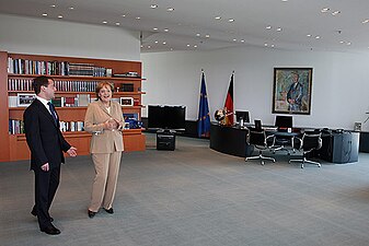 Rysslands president Dmitrij Medvedev och förbundskansler Angela Merkel i förbundskanslers kontor, 5 juni 2008.