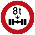 263: Zákaz vjazdu vozidiel, ktorých okamžitá hmotnosť pripadajúca na nápravu presahuje vyznačenú hranicu