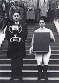 千明賢治と中村。横浜帝室御賞典優勝時（1936年）。