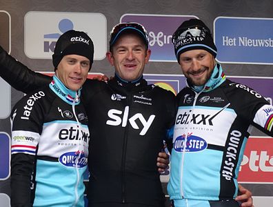 Podium de l'édition 2015 du Circuit Het Nieuwsblad : Niki Terpstra (2e), Ian Stannard (1er) et Tom Boonen (3e).