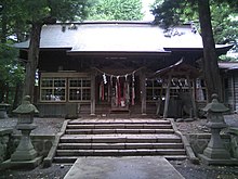 Houreizan-ogami-jinja-honden.jpg