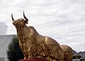 Estatua de yak en Lhasa.