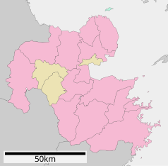 Mapa konturowa prefektury Ōita, blisko centrum na prawo znajduje się punkt z opisem „Ōita”
