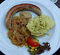 A világhírű türingiai bratwurst grillkolbász