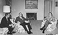 J. Edgar Hoover en 1971 en présence de Bebe Rebozo (à gauche) et du président Richard Nixon.