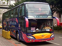 Sebuah Zyle Daewoo Commercial Vehicle BH117K dengan bodi buatan Nan Jye di Taiwan.