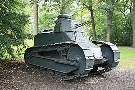 M1917 6-Ton Tank (French Renault FT17, probably made under license) (10466868785).jpg