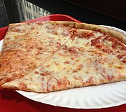 Pizza biasa gaya New York