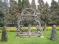 明代浑仪复制品 a replica of Ming Dynasty's Armillary in the garden