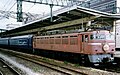 Asakaze service at Hakata Station, hauled by EF81-400 locomotive, July 1991