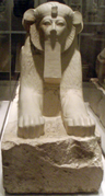 埃及哈特謝普蘇特的獅身人面像，具有不同尋常的耳朵特徵，公元前1503-1482年