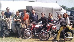 Santi Herrero and friends 1970 IOM TT.jpg