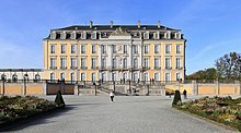 Schloss Augustusburg, Southern Facade, November 2017 -01.jpg