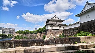 Sengan-yagura Turret at Osaka Castle Park, September 2017.jpg