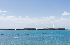 Cádiz Castillo de San Sebastián from Castillo de Santa Catalina.jpg