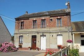 Balai kota di Abbeville-Saint-Lucien