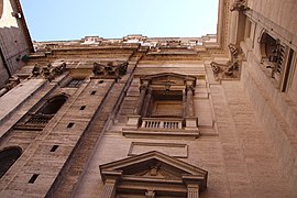 St. Peter's Basilica, Vatican City (48466571761).jpg