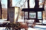 Gedenkstein an die olympische Fackel 1936 am Grenzübergang Hellendorf