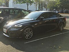 Lexus IS 350 F Sport GSE31 2016 (1).jpg