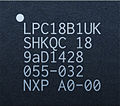 LPC18B1, còn được gọi là Apple M8. Sản xuất tuần 28 năm 2014.