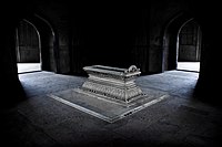 Sarkofág v Safdarjungově hrobce, Nové Dillí, Indie, vítězná fotografie roku 2012