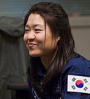 Yi So-yeon, la première sud-coréenne à voyager dans l'espace, en 2008.
