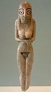 Estatuilla femenina de marfil de época Amratiense