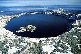 Image illustrative de l'article Crater Lake