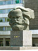 Doprsni kip Karla Marxa, nekdanjega soimenjaka mesta