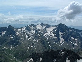 Veduta estiva del Ghiacciaio del Trobio dal Pizzo del Diavolo della Malgina