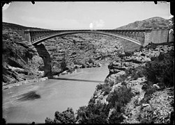 Pont de ferro sobre el riu Cinca.jpeg