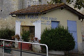 Solomiac 07-Poids-public.JPG